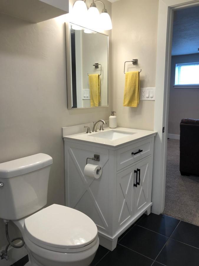 Cozy Getaway Near Slc Airport & Downtown - 1St Floor Apartment Salt Lake City Exterior foto